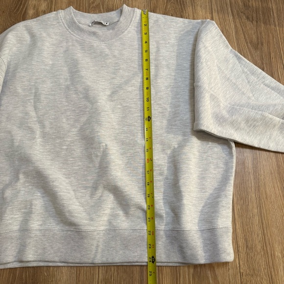 Zara Gray Sweatshirt - Picture 3 of 4